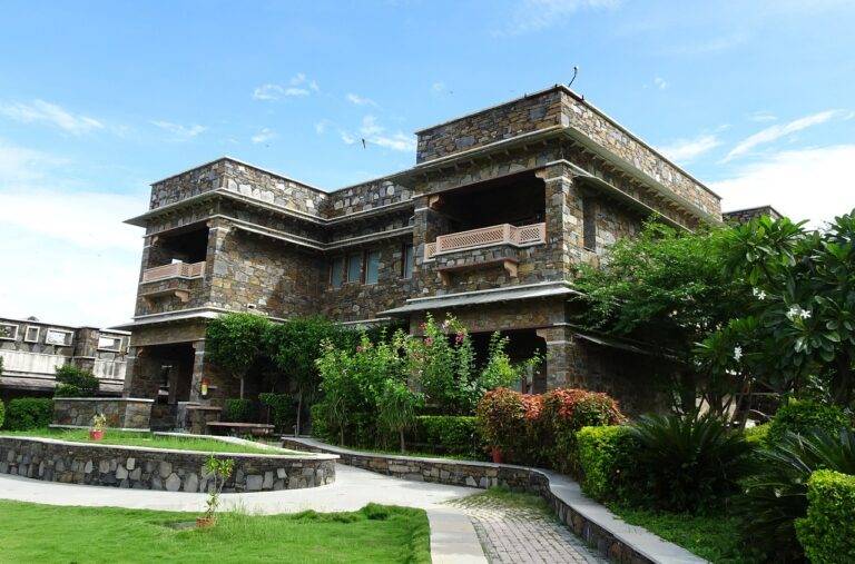 Exploring the Role of Political Campaign Strategists in Influencing Election Campaign Trends